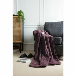 Slumberdown Comfy Hugs Heated Throw For Unisex -Moda in Pelle Store unnamed file 305