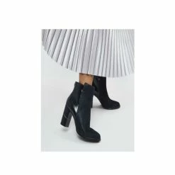 Moda In Pelle &apos;Mirren&apos; Protauras Ankle Boots For Female -Moda in Pelle Store unnamed file 388